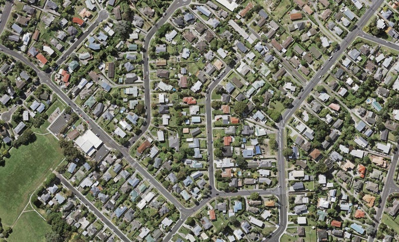 12A Wylie Avenue, Sunnynook, Auckland - Carousel 1