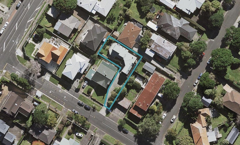 2A Horotutu Road, Greenlane, Auckland - Carousel 1