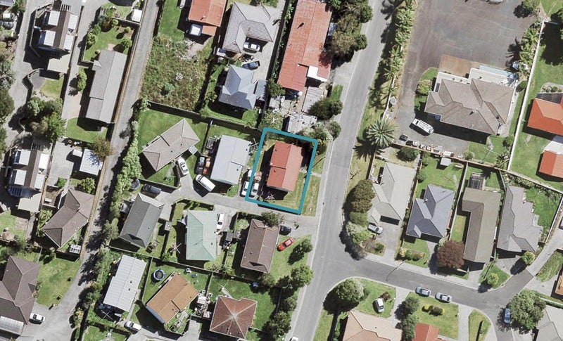 3 Selak Place, Glen Eden, Auckland - Carousel 1