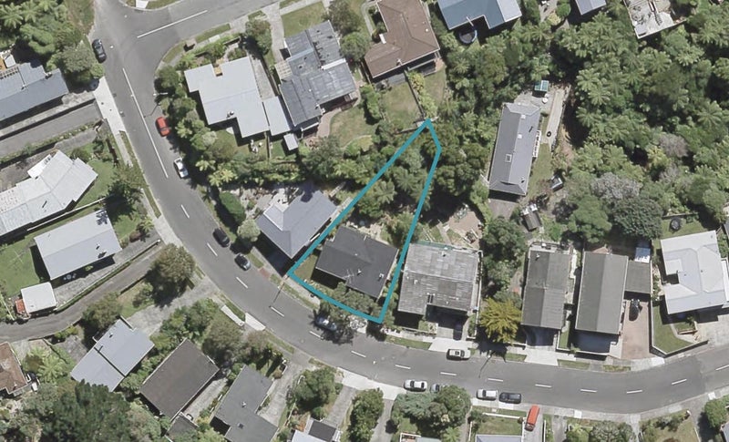 62 Harbour View Road, Harbour View, Lower Hutt - Carousel 1