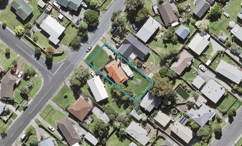 102 Farquhar Road, Glendene, Auckland - Carousel 1