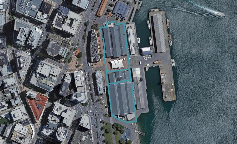 3/8 Queens Wharf, Wellington Central, Wellington - Carousel 1
