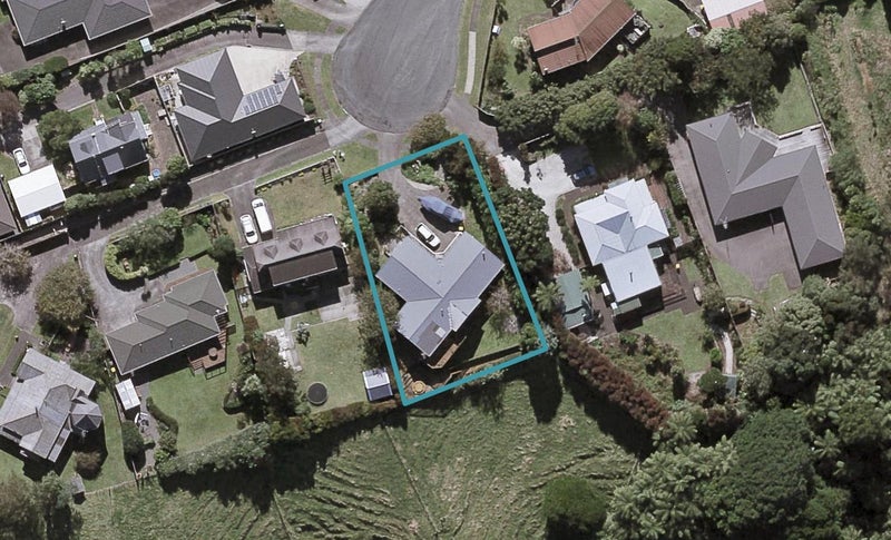 21 Virginia Place, Whalers Gate, New Plymouth - Carousel 1