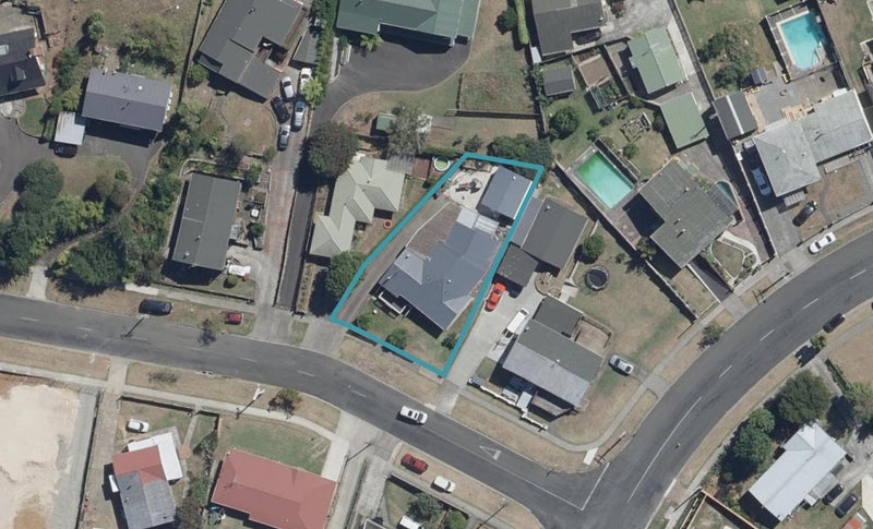 3 McKay Drive, Temple View, Hamilton - Carousel 1