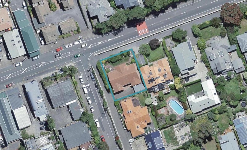 133 Karori Road, Karori, Wellington - Carousel 1