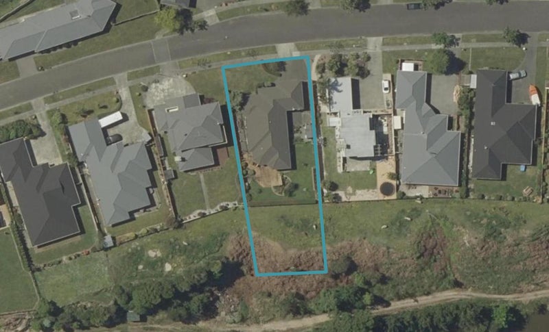 57 Royal Oak Drive, Kelvin Grove, Palmerston North - Carousel 1