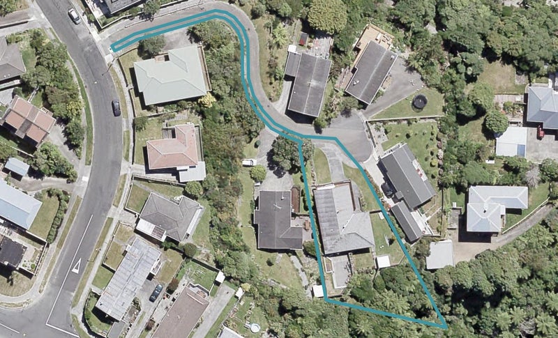 28 Wisteria Grove, Maungaraki, Lower Hutt - Carousel 1