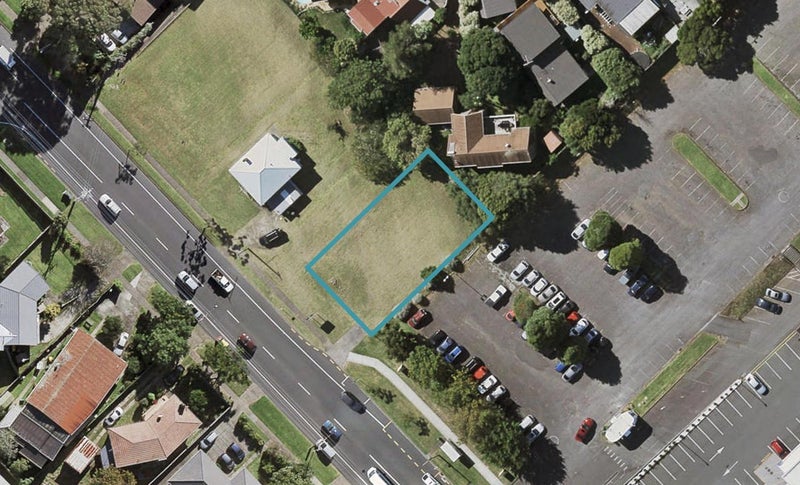 15 Sunnybrae Road, Hillcrest, Auckland - Carousel 1