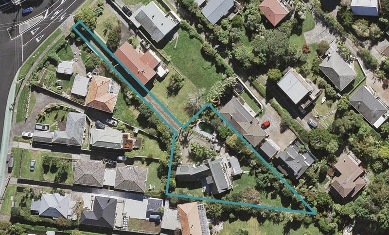 1A Coronation Road, Hillcrest, Auckland - Carousel 1
