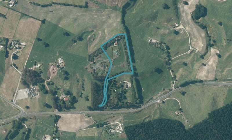 489 State Highway 5, Taupo - Carousel 1