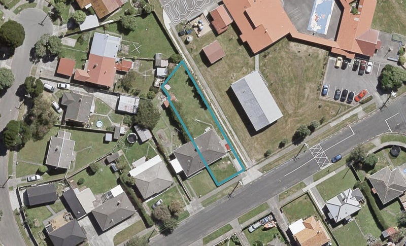 33 Churton Crescent, Taita, Lower Hutt - Carousel 1