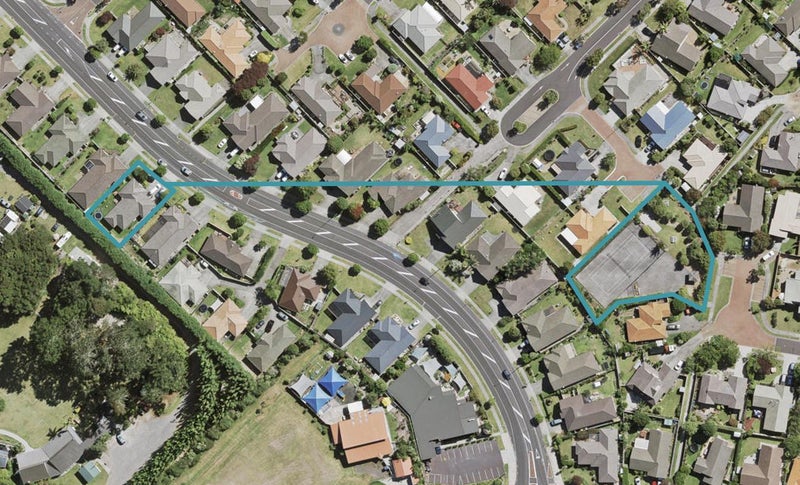 86 Summerland Drive, Henderson, Auckland - Carousel 1