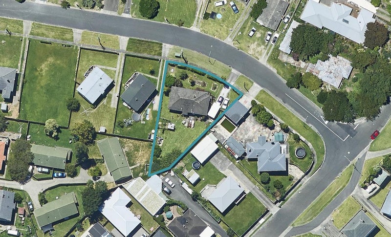 6 Oxford Street, Parkvale, Tauranga - Carousel 1