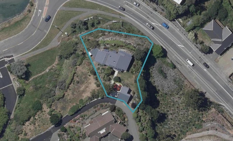 8 Balmoral Lane, Redcliffs, Christchurch - Carousel 1