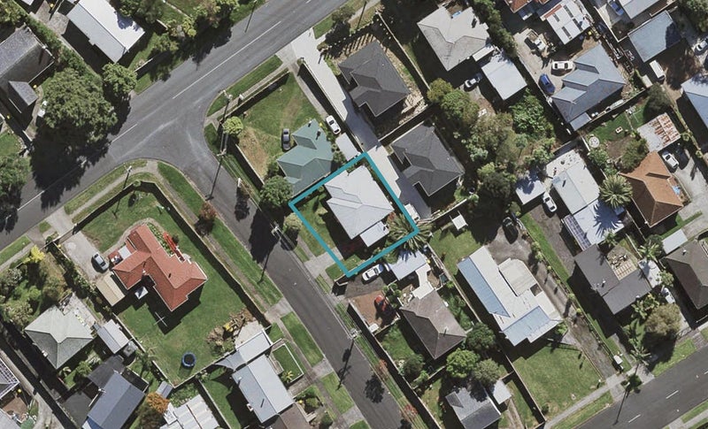 2 Sumner Street, Papatoetoe, Auckland - Carousel 1