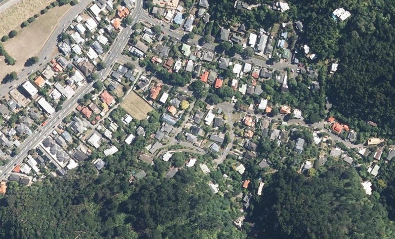 3 Manuka Terrace, Eastbourne, Lower Hutt - Carousel 1