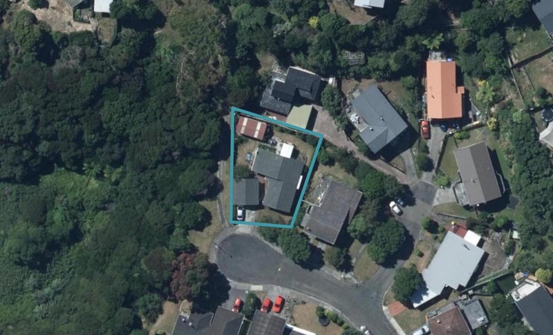 16 Naver Place, Papakowhai, Porirua - Carousel 1