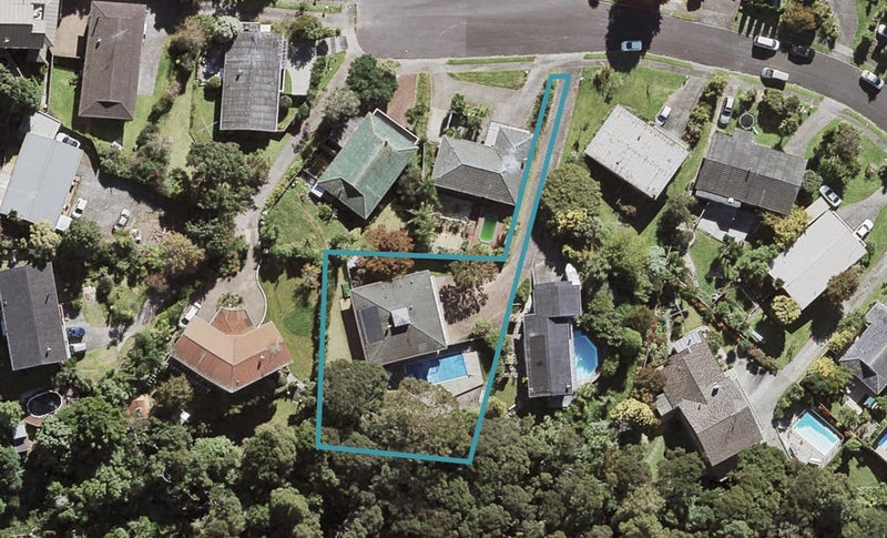 24 Gretel Place, Hillcrest, Auckland - Carousel 1