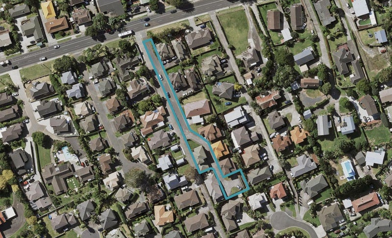 7 Birchlea Rise, Goodwood Heights, Auckland - Carousel 1