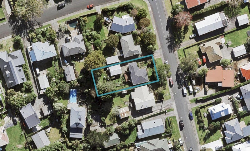 104 Lancaster Road, Beach Haven, Auckland - Carousel 1