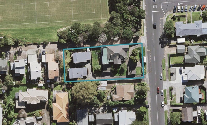 3/98 Birkenhead Avenue, Birkenhead, Auckland - Carousel 1