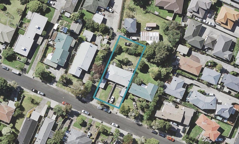 7 Pegler Drive, Howick, Auckland - Carousel 1