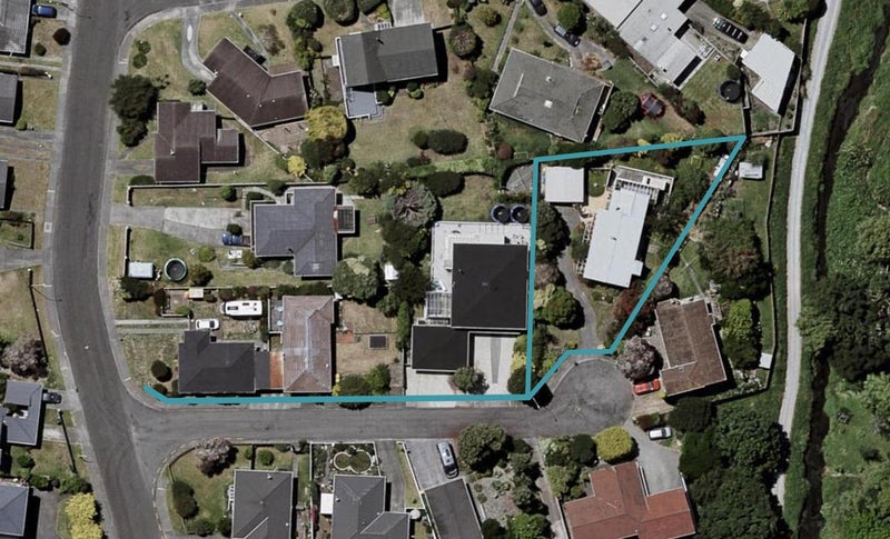 5 Malfroy Lane, Raumati Beach, Paraparaumu - Carousel 1