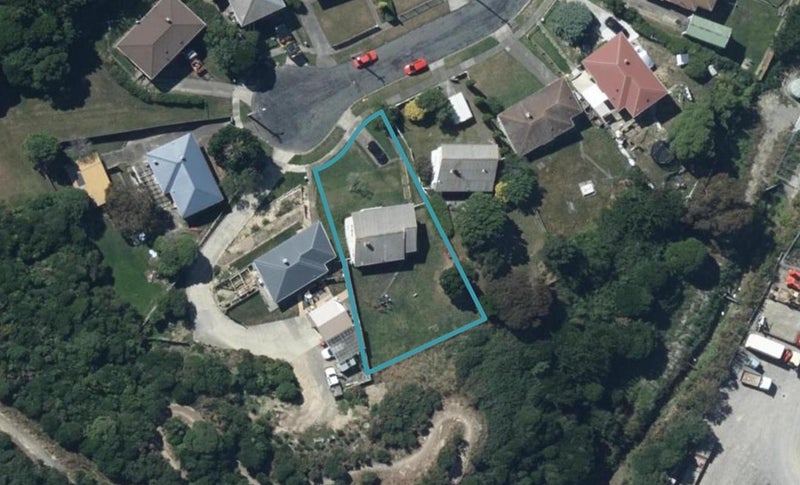 19 Aparangi Crescent, Elsdon, Porirua - Carousel 1