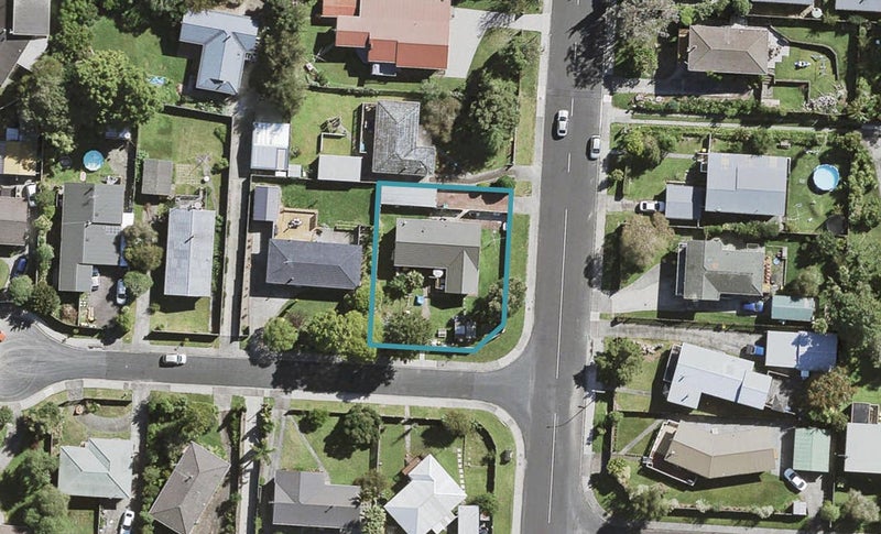 1 John F Kennedy Place, Glen Eden, Auckland - Carousel 1