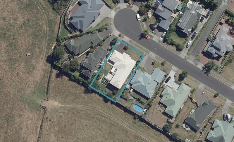 27 Friesian Place, Grandview Heights, Hamilton - Carousel 1