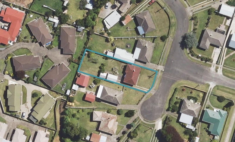 14 Churchill Crescent, Te Hapara, Gisborne - Carousel 1