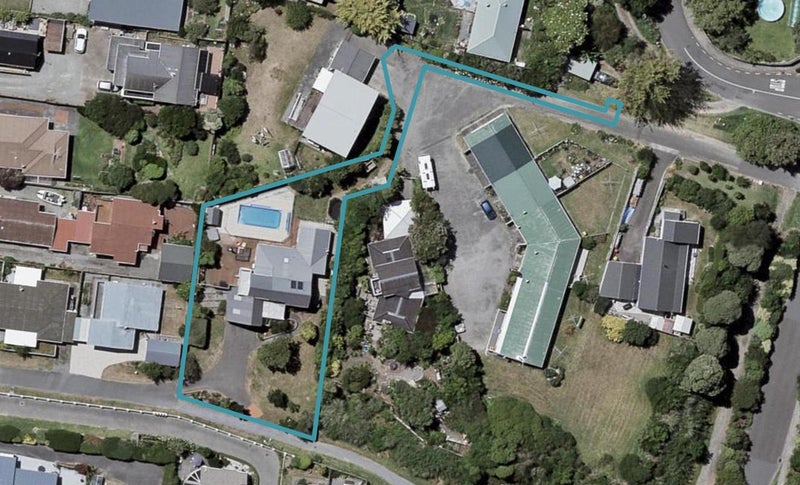 6 Myrtle Lane, Raumati Beach, Paraparaumu - Carousel 1