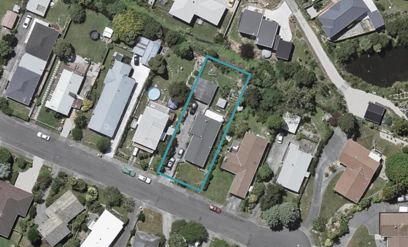 20 Brandon Street, Otaki - Carousel 1