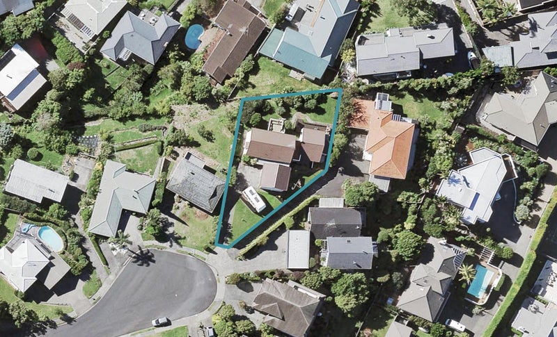 22 Callender Place, Shelly Park, Auckland - Carousel 1