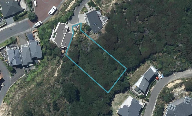 28 Paremata Drive, Paremata, Porirua - Carousel 1