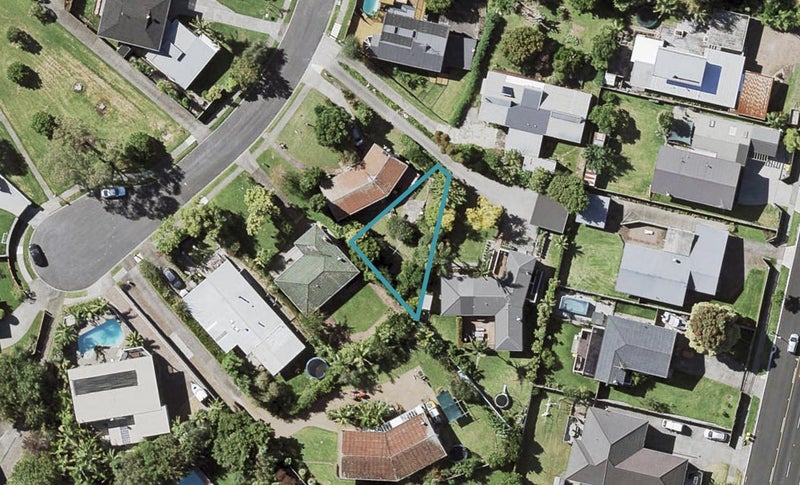 16D Blue Gum Rise, Sunnyhills, Auckland - Carousel 1