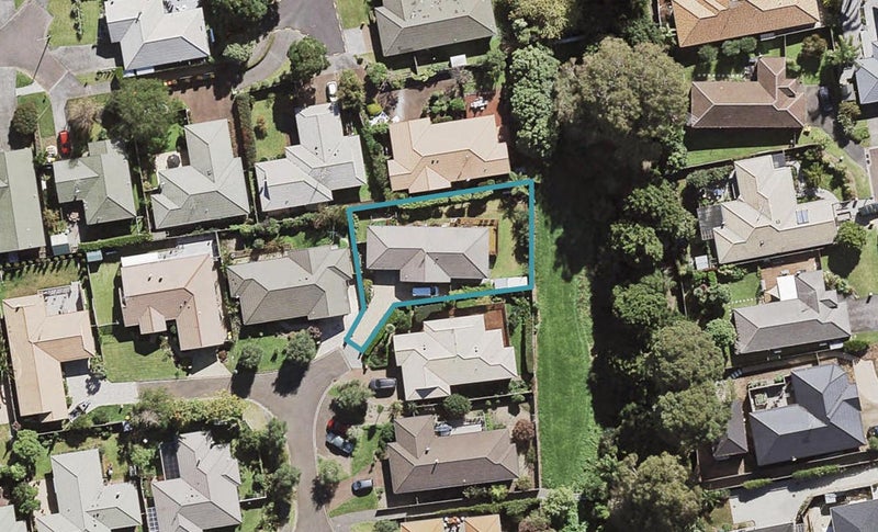 14 Amherst Place, Albany, Auckland - Carousel 1