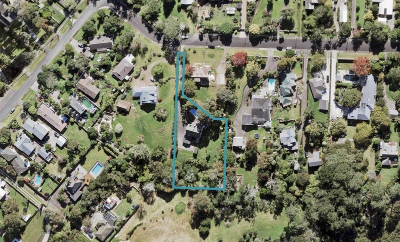 9 Pohutukawa Road, Whenuapai, Auckland - Carousel 1