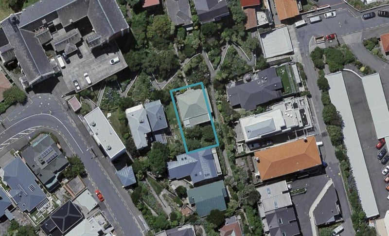 8 Oriental Terrace, Oriental Bay, Wellington - Carousel 1