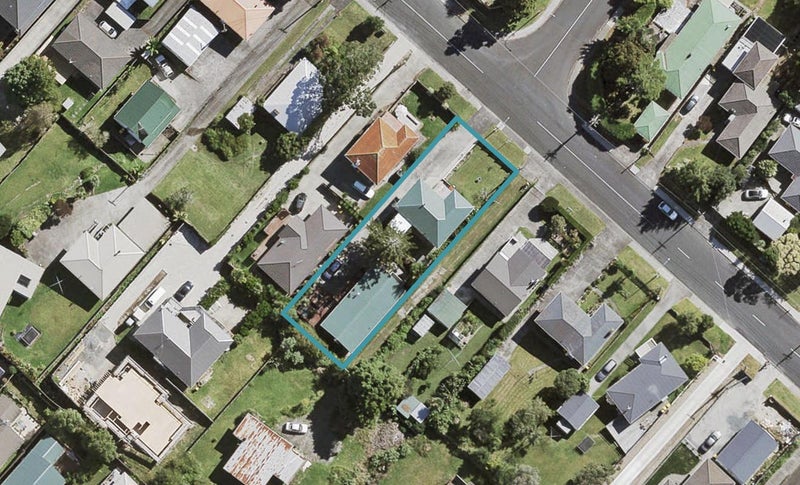 1/81 Awaroa Road, Sunnyvale, Auckland - Carousel 1