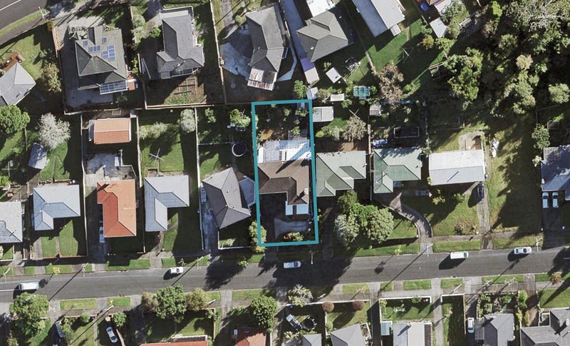 53 Mary Dreaver Street, New Windsor, Auckland - Carousel 1