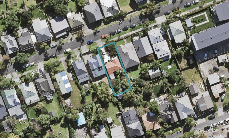10 Third Avenue, Kingsland, Auckland - Carousel 1
