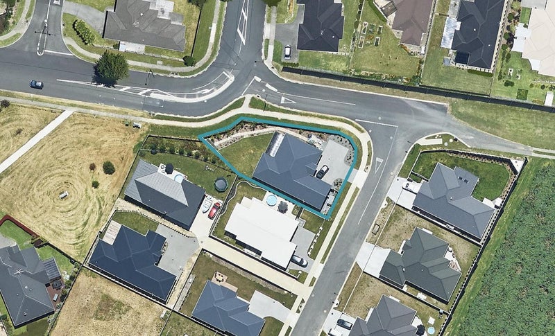 2 Sharman Place, Pyes Pa, Tauranga - Carousel 1