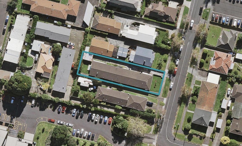 3/20 Erson Avenue, Royal Oak, Auckland - Carousel 1