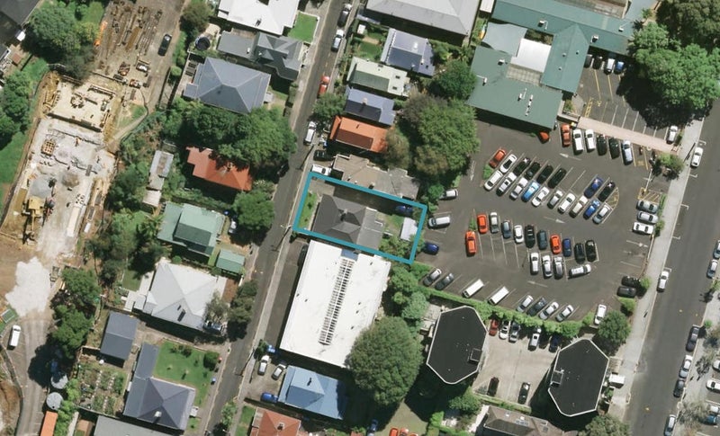 55 Seafield View Road, Grafton, Auckland - Carousel 1