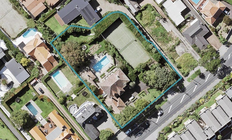 177 St Heliers Road, ST HELIERS, AUCKLAND - Carousel 1