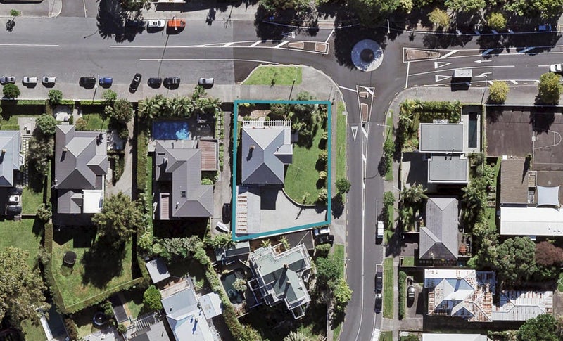 280 Jervois Road, Herne Bay, Auckland - Carousel 1