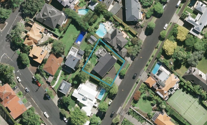 4 Glanville Terrace, Parnell, Auckland - Carousel 1