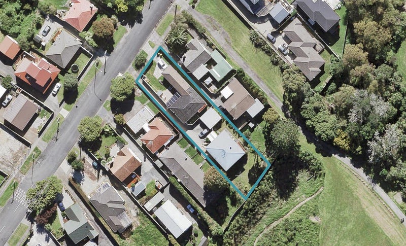 1/44 Fruitvale Road, New Lynn, Auckland - Carousel 1