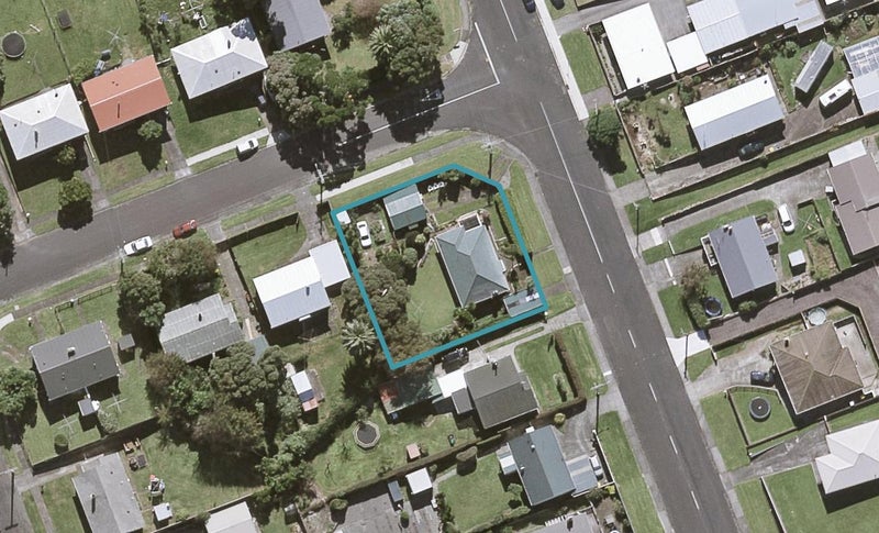 17 Paritutu Road, Spotswood, New Plymouth - Carousel 1